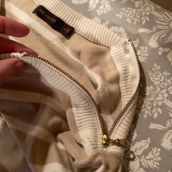 Striped sweater - Picture 4 of 4